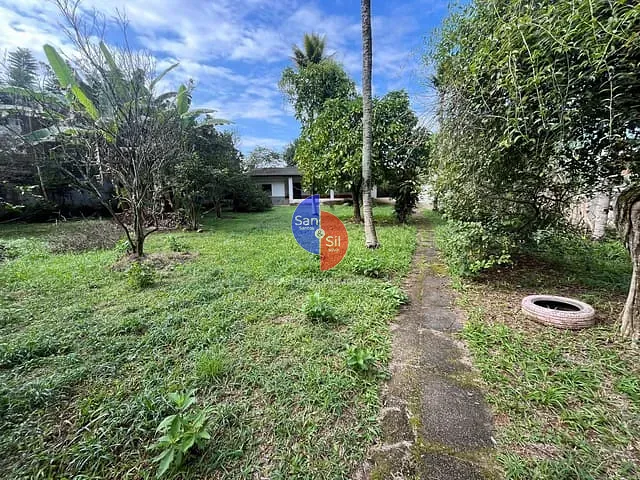 Casa com 895m² 2 quartos e 1 banheiro, à venda, no bairro Centro em Guapimirim