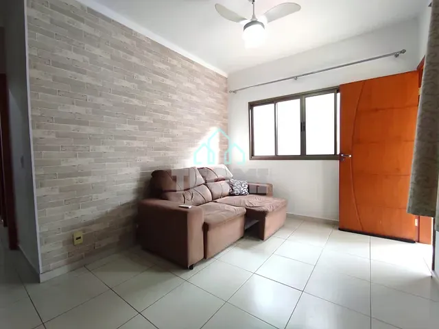 Casa com 125m² 3 quartos e 2 banheiros, à venda, no bairro Piracangaguá em Taubaté