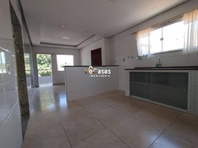 Casa com 65m² 2 quartos e 2 banheiros, para alugar, no bairro Parque Zabulão em Rio das Ostras