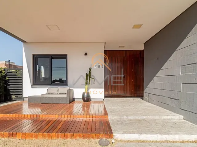 Casa 3 quartos e 3 banheiros, à venda, no bairro Laranjal em Pelotas