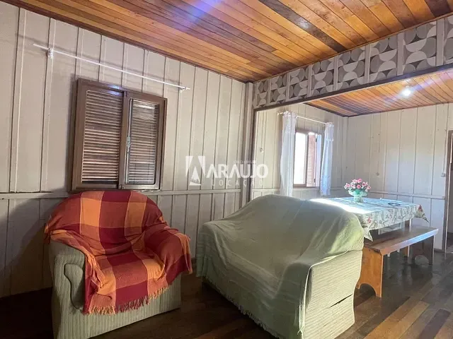 Casa com 250m² 3 quartos e 2 banheiros, para alugar, no bairro Gravatá em Navegantes
