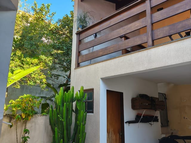 Casa 2 quartos e 3 banheiros, à venda, no bairro Vila Cintra em Mogi das Cruzes