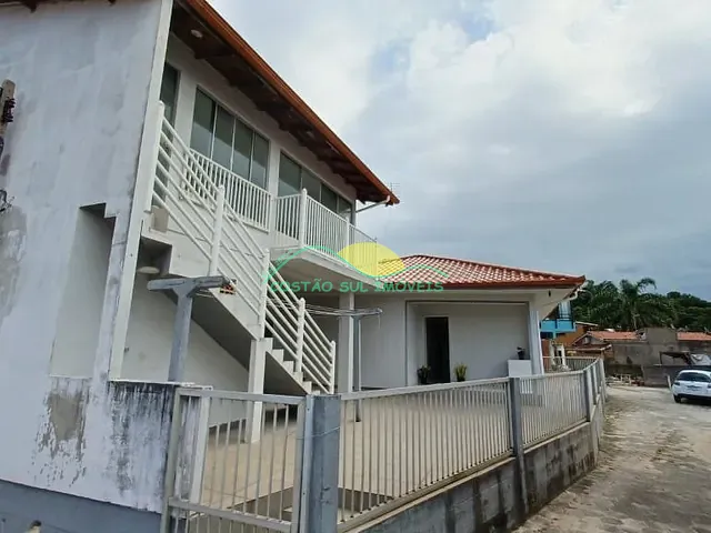 Casa 3 quartos e 1 banheiro, à venda, no bairro Ribeirão da Ilha em Florianópolis