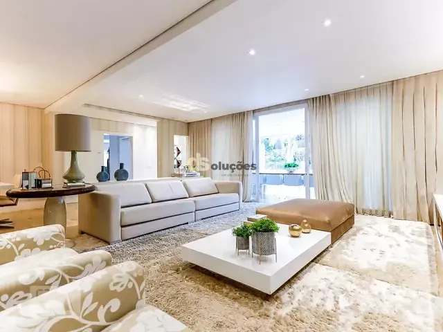 Casa 4 quartos e 7 banheiros, à venda, no bairro Vila Albertina em São Paulo