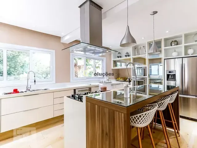 Casa 4 quartos e 7 banheiros, à venda, no bairro Vila Albertina em São Paulo