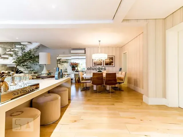 Casa 4 quartos e 7 banheiros, à venda, no bairro Vila Albertina em São Paulo