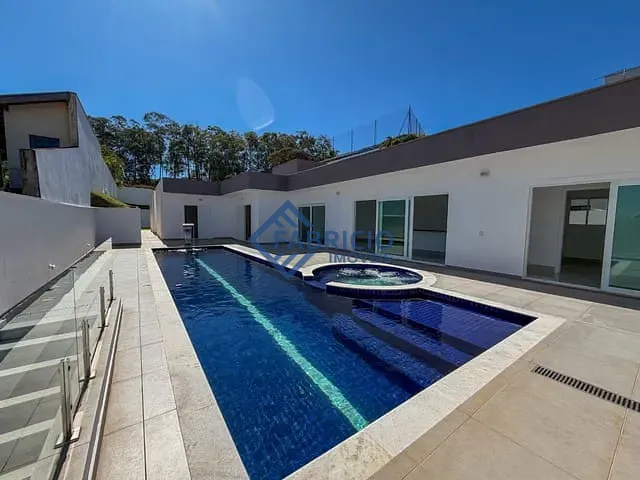 Casa com 1179m², à venda, no bairro Marambaia em Vinhedo