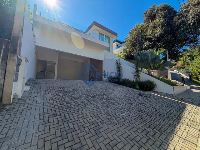 Casa com 1179m², à venda, no bairro Marambaia em Vinhedo