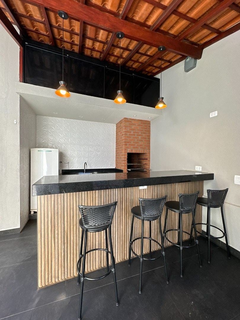 Casa, 3 quartos, 218 m² - Foto 2