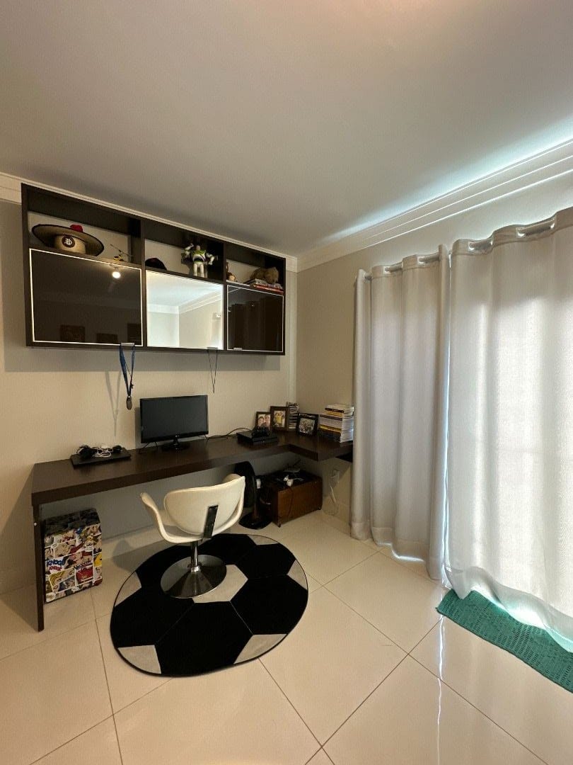 Casa, 3 quartos, 218 m² - Foto 14