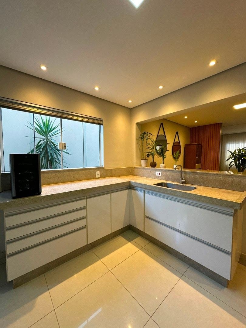 Casa, 3 quartos, 218 m² - Foto 5