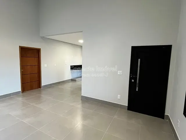 Casa com 250m² 3 quartos e 2 banheiros, à venda, no bairro Parque Residencial Groot em Holambra