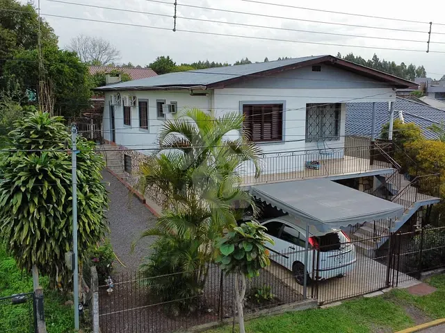 Casa com 160m² 2 quartos e 2 banheiros, à venda, no bairro Alto da Bronze em Bom Retiro do Sul
