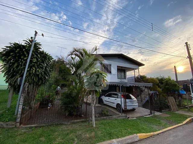 Casa com 160m² 2 quartos e 2 banheiros, à venda, no bairro Alto da Bronze em Bom Retiro do Sul