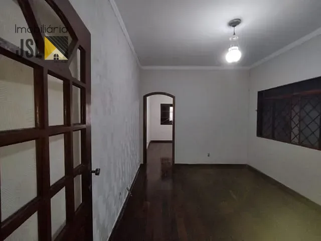 Casa com 125m² 3 quartos e 1 banheiro, à venda, no bairro Conjunto Residencial Galo Branco em São José dos Campos