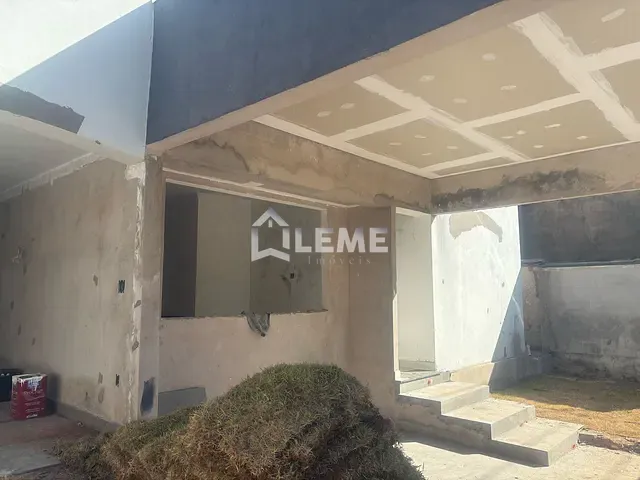 Casa com 279m² 3 quartos e 4 banheiros, à venda, no bairro Jardim São Domingos em Mococa