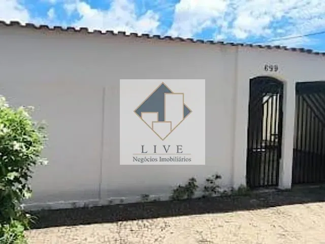 Casa com 250m² 2 quartos e 2 banheiros, à venda, no bairro Jardim Laudissi em Santa Bárbara D'Oeste