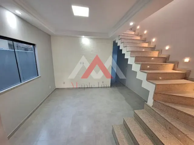 Casa com 180m² 3 quartos e 2 banheiros, à venda, no bairro Itaipu em Niterói