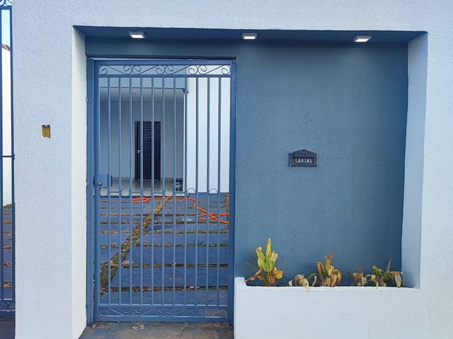 Casa com 300m² 3 quartos e 2 banheiros, à venda, no bairro Jardim Celeste em Sinop