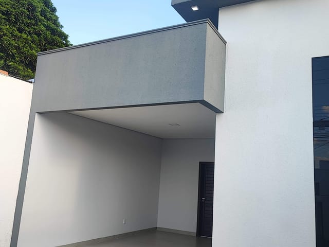 Casa com 300m² 3 quartos e 2 banheiros, à venda, no bairro Jardim Celeste em Sinop