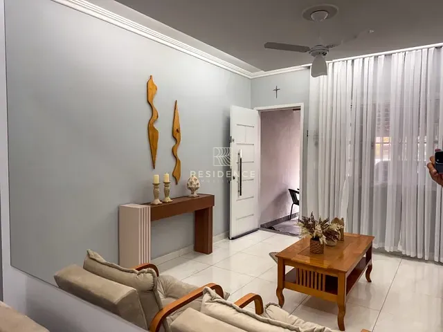 Casa 2 quartos e 2 banheiros, à venda, no bairro Jardim Amália em Volta Redonda