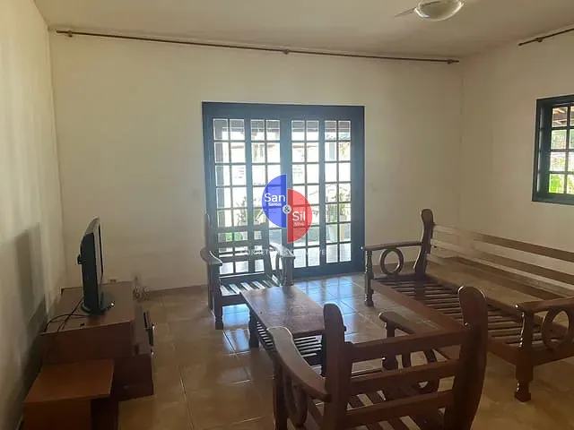 Casa com 520m² 2 quartos e 2 banheiros, à venda, no bairro Iconha em Guapimirim