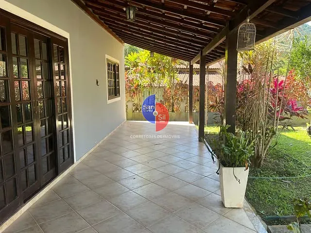 Casa com 520m² 2 quartos e 2 banheiros, à venda, no bairro Iconha em Guapimirim