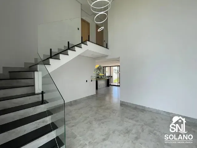 Casa com 350m² 4 quartos e 5 banheiros, à venda, no bairro Jardins Bolonha em Senador Canedo