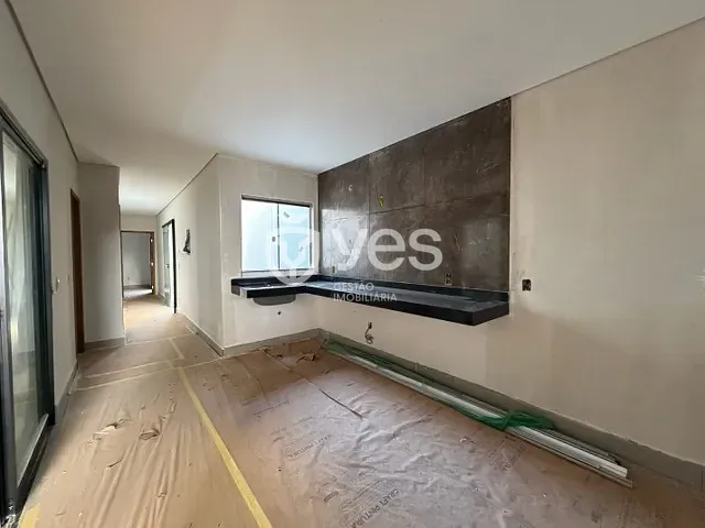 Casa 3 quartos e 1 banheiro, à venda, no bairro Novo São Geraldo em Araxá