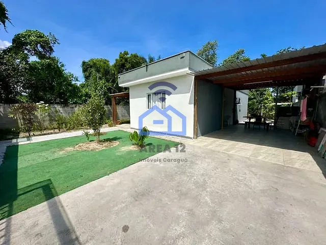 Casa com 490m² 2 quartos e 3 banheiros, à venda, no bairro Jardim das Gaivotas em Caraguatatuba