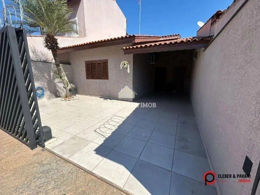 Casa, 3 quartos, 122 m² - Foto 1