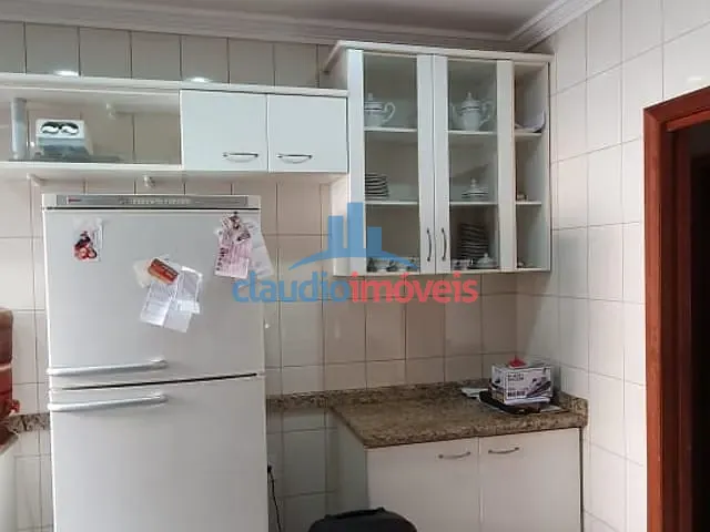 Casa 5 quartos e 2 banheiros, à venda, no bairro Jardim Amália em Volta Redonda