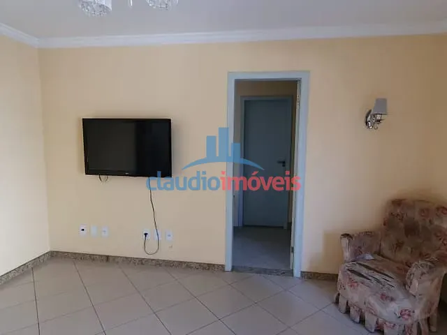 Casa 5 quartos e 2 banheiros, à venda, no bairro Jardim Amália em Volta Redonda