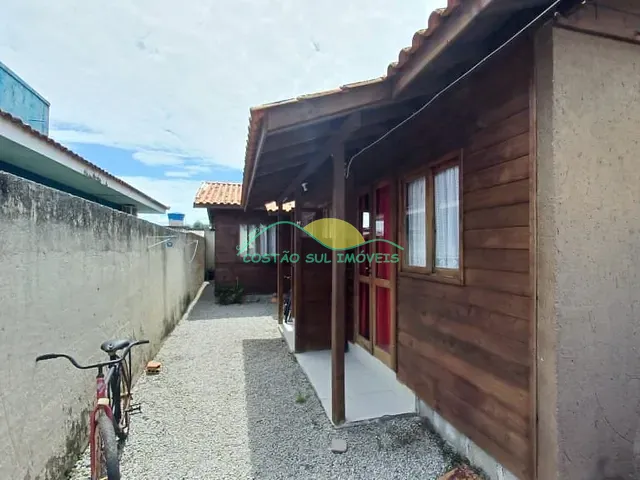 Casa 4 quartos e 4 banheiros, à venda, no bairro Tapera em Florianópolis
