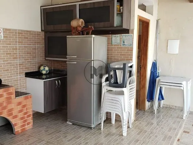 Casa com 320m² 3 quartos e 3 banheiros, à venda, no bairro Residencial Village Santana em Guaratinguetá