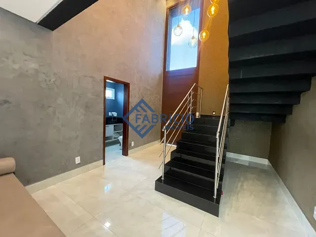 Casa com 336m² 3 quartos e 5 banheiros, à venda, no bairro Condomínio Residencial Mont’ Alcino em Valinhos