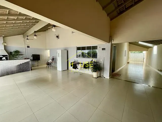 Casa com 396m² 3 quartos e 2 banheiros, à venda, no bairro Chácara das Paineiras em Votuporanga