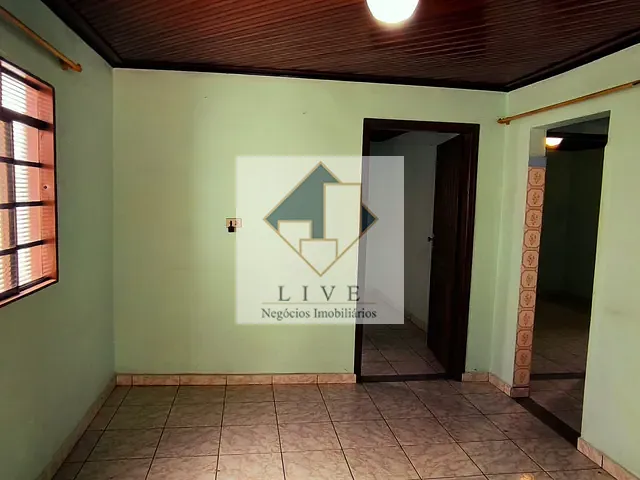 Casa com 250m² 3 quartos e 1 banheiro, à venda, no bairro Linópolis 1ª Gleba em Santa Bárbara D'Oeste