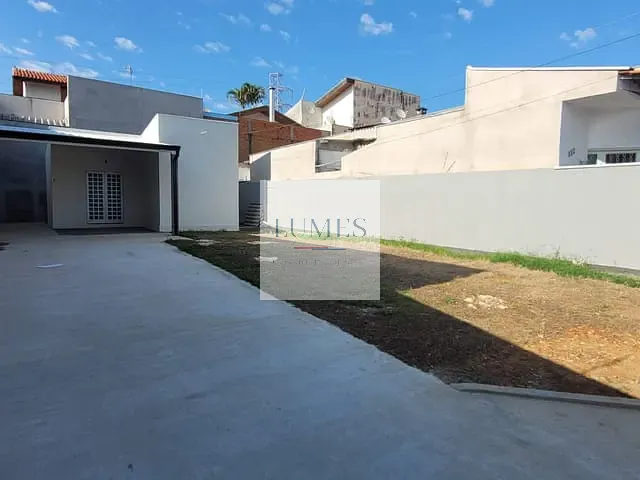 Casa com 220m² 1 quarto e 1 banheiro, para alugar, no bairro Residencial Furlan em Santa Bárbara D'Oeste