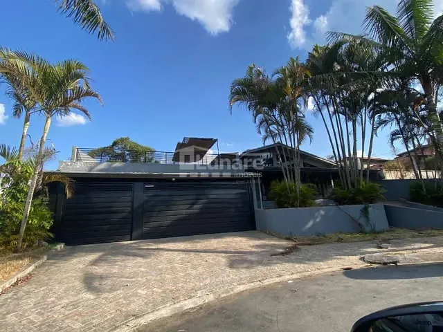 Casa com 530m² 3 quartos e 3 banheiros, à venda, no bairro Jardim Aracy em Mogi das Cruzes
