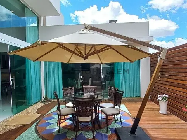 Casa com 300m² 3 quartos e 2 banheiros, à venda, no bairro Centro em Piranguinho