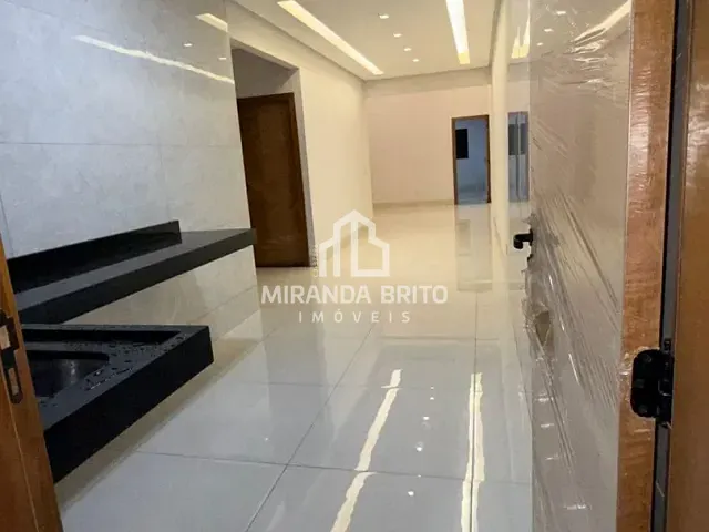 Casa 3 quartos e 1 banheiro, à venda, no bairro Itapoã em Aparecida de Goiânia