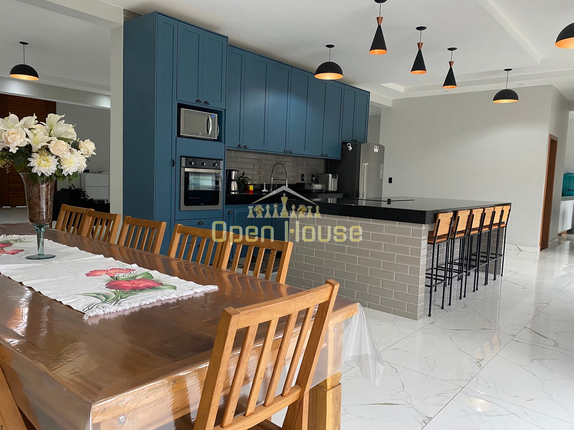 Casa, 6 quartos, 631 m² - Foto 1