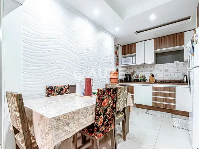 Casa com 108m² 3 quartos e 2 banheiros, à venda, no bairro Paloma em Colombo