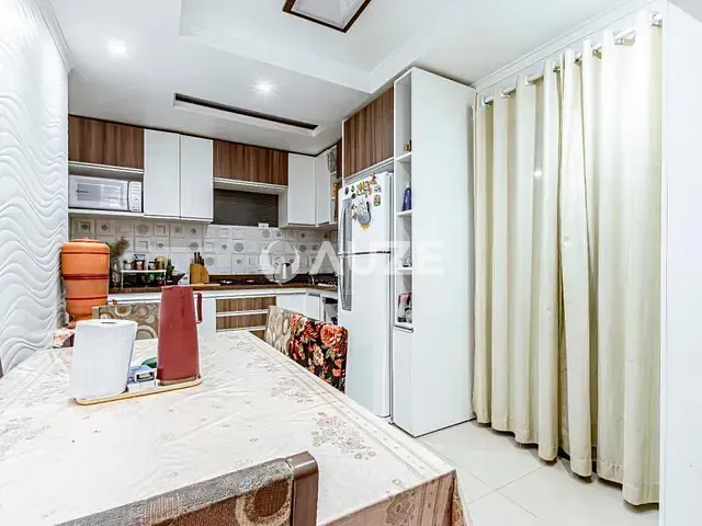Casa com 108m² 3 quartos e 2 banheiros, à venda, no bairro Paloma em Colombo