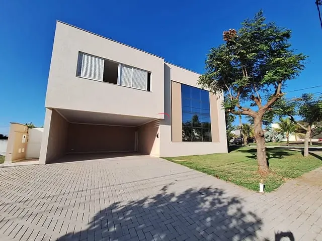 Casa com 500m² 3 quartos e 5 banheiros, à venda, no bairro Esperança em Londrina