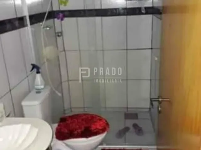 Casa 2 quartos e 1 banheiro, à venda, no bairro Três Vendas em Avenida Fernando Osório