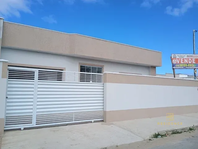 Casa 3 quartos e 3 banheiros, à venda, no bairro loteamento Porto Real em Porto Real