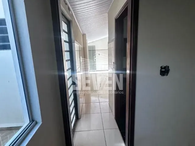 Casa com 200m² 3 quartos e 3 banheiros, à venda, no bairro Núcleo Residencial Presidente Geisel em Bauru