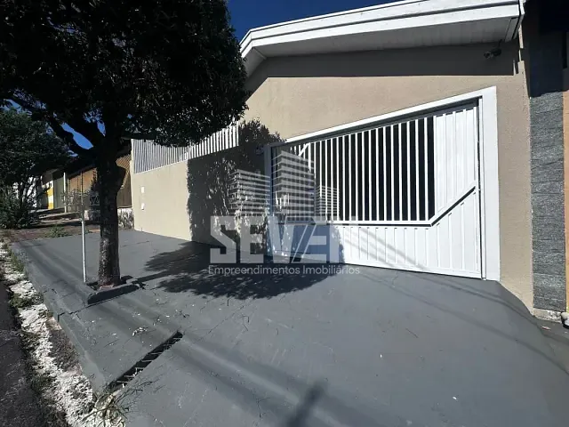 Casa com 200m² 3 quartos e 3 banheiros, à venda, no bairro Núcleo Residencial Presidente Geisel em Bauru